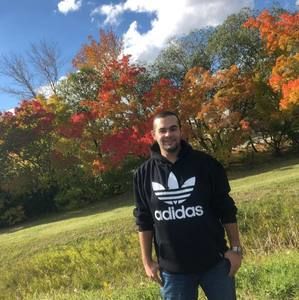 Meet your Posher, Fadi